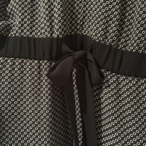 BCBGMAXAZRIA Black and White Pattern Romper - Picture 4 of 5